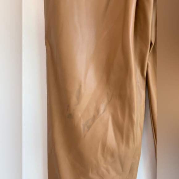 Express Tan Set - Picture 12 of 15